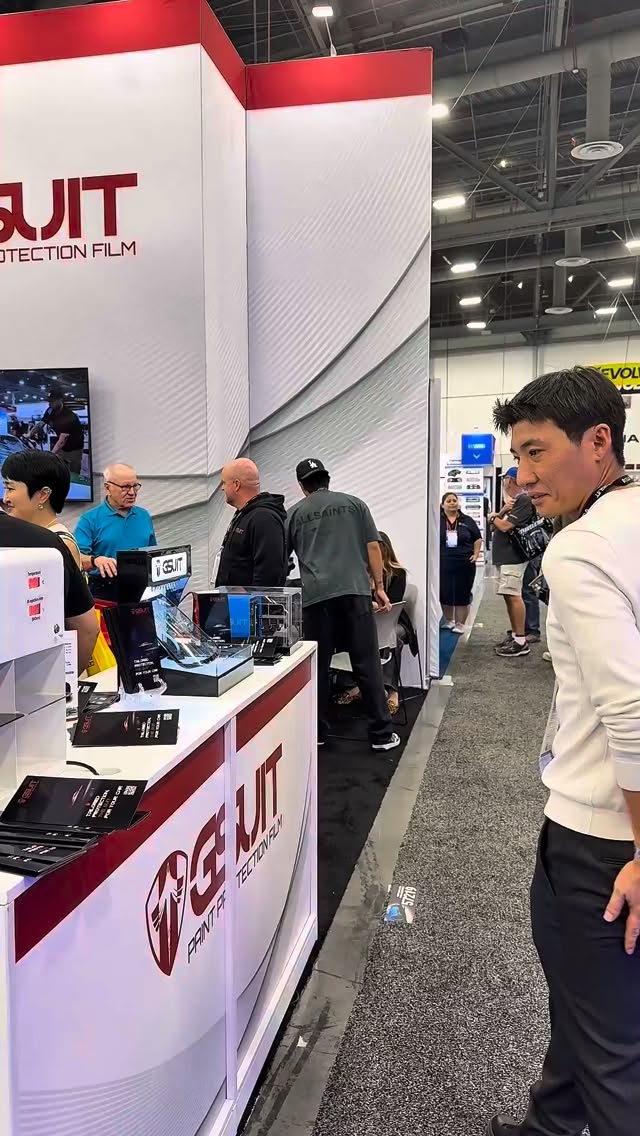 SEMA Show 2025 — Dzień 1. Wśród niezliczonych aut.