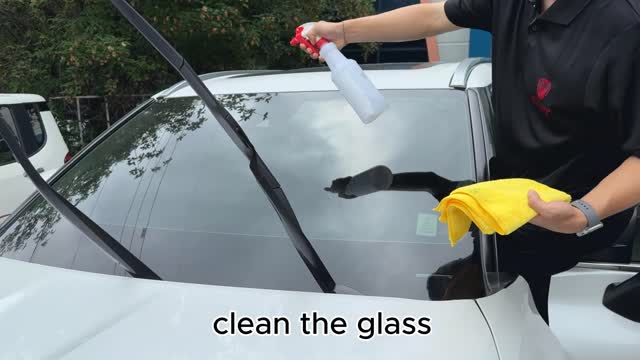 Chcesz utrzymać folię na przedniej szybie w idealnym stanie?